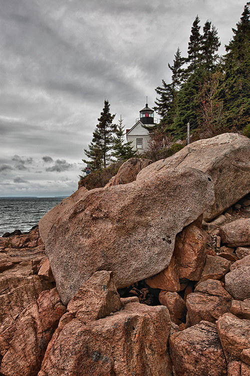 2011_09_21_AcadiaNP-10020_HDR750.jpg - Bass Head Light late on a gray and overcast day
