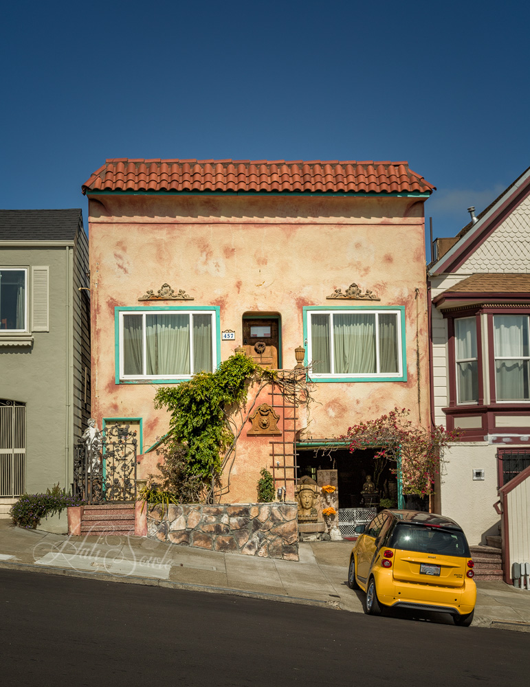 2015_05_California-10039-Edit1000.jpg - A house on Potrero Hil, on the downside away from the city.  Even not having a view of the city this tiny house (1 Bath  1300 sq ft) has an estimated price on Zillow of 1.6 Million.  The house behind it is 3,000 square feet and goes for a cool 3.3 million.
