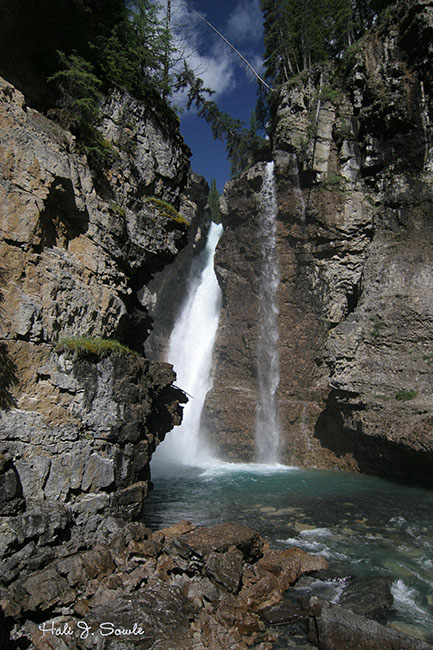 2005_07_BanffWaterfallsm.jpg - Upper Johnston Waterfall, Banff, Canada