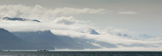 2007_07_15_Juneau_00144sm.jpg - Tracy Arm Fjord and the Coastal Mountains in the mist, AK