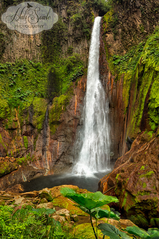 CostaRica_107.JPG - Almost down to the base of the waterfall.