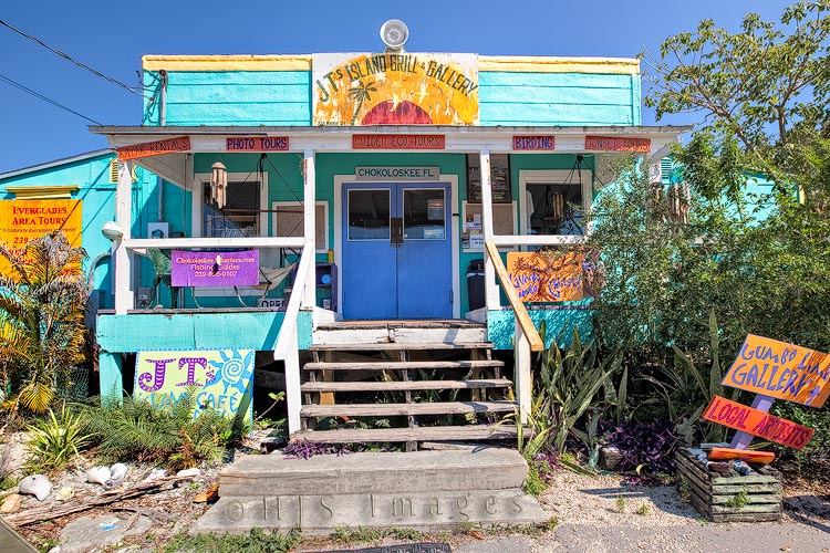 2010_04_02_Florida-10227_5_6_tonemapped-Web.jpg - The most colorful place on Chokoloskee Island, JT's was the meeting place for us for the photo tour from Everglades Area Tours (and it seemed to be the meeting place for everything else as well).  The inside was as colorful as the outside with pictures from the local photographers, books about the Everglades and the area, and all sorts of stuff.