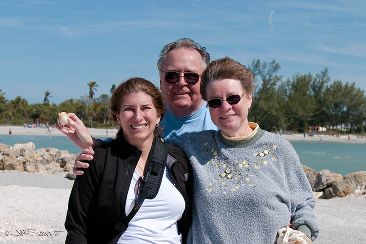 _MIK2071.jpg - Hali taking a break from shooting to pose with Mom & Dad.