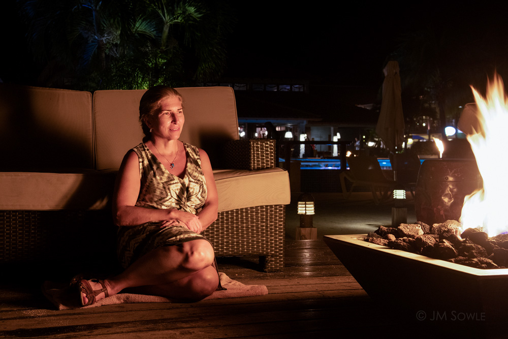 _MS01820C3.jpg - There were wonderful little fire pits all over the grounds.