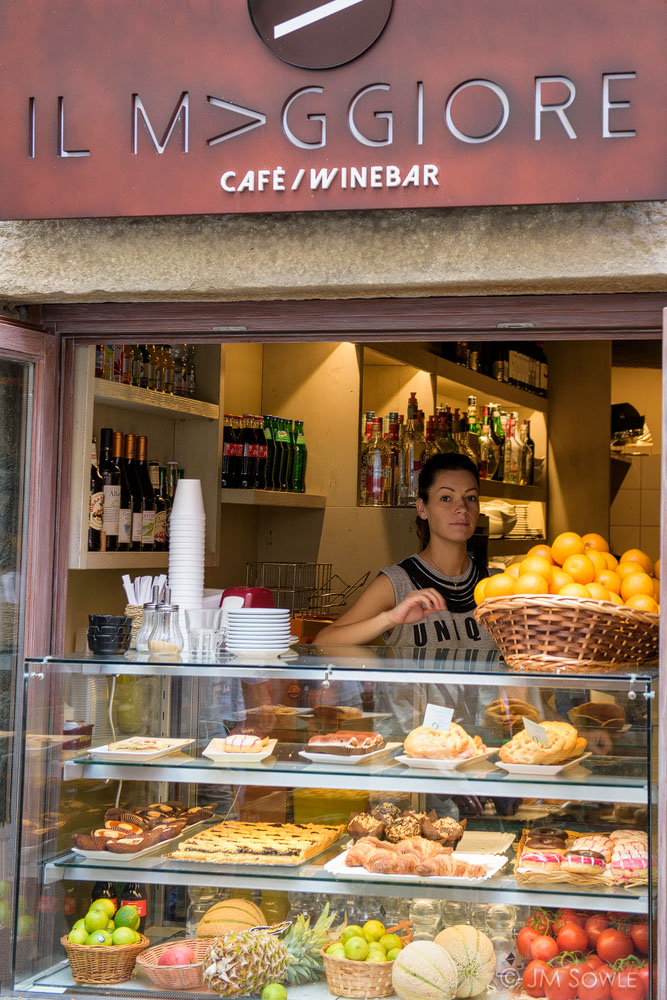 _JMS1296.jpg - We passed this little cafe often, and there was always something extremely tempting on display.  The one time we actually went in, we found the pastries to be delicious!