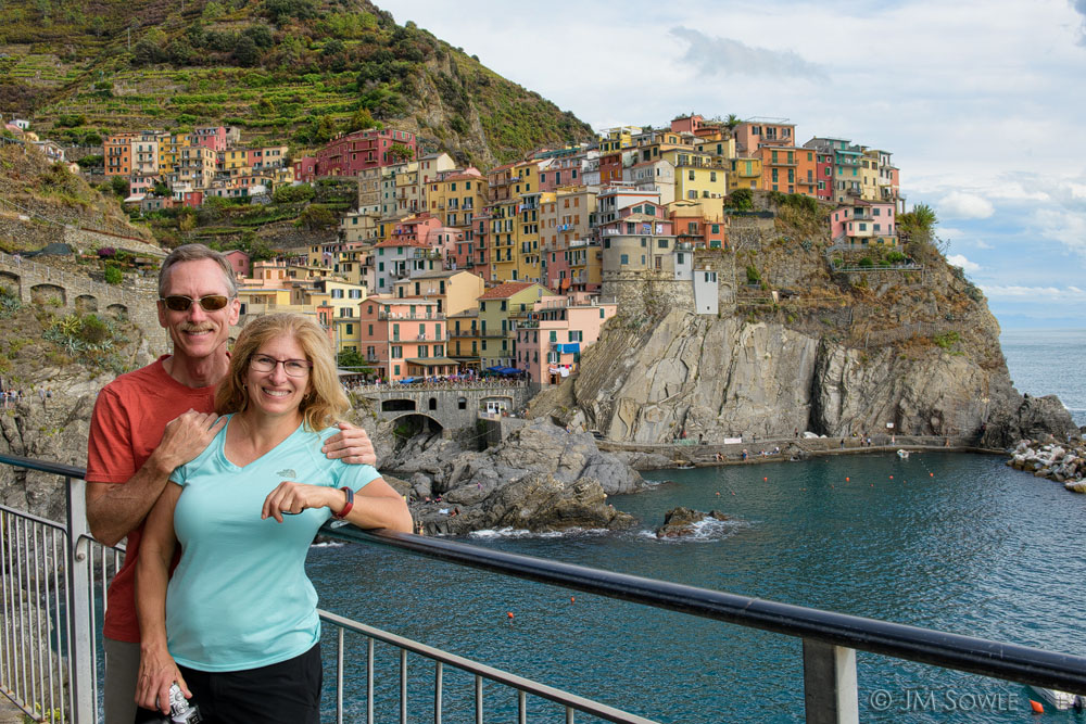 _JMS1431.jpg - We traded some photo taking with a fellow tourist and this is the result.  The often-photographed Manarola harbor is behind us.