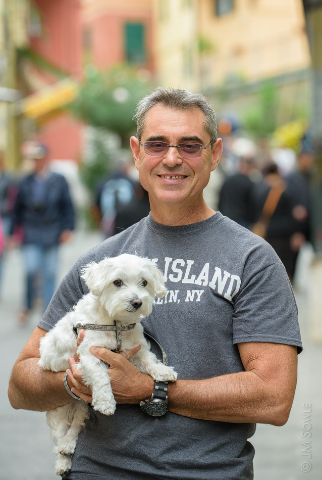 _JMS2053.jpg - Imagine how surprised we were to see a Coney Island tee shirt in Riomaggiore!