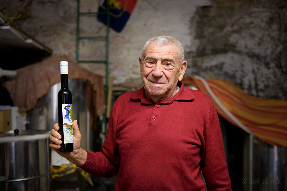 _JMS2474.jpg - The wine maker and some of his product.  What a super-nice person!
