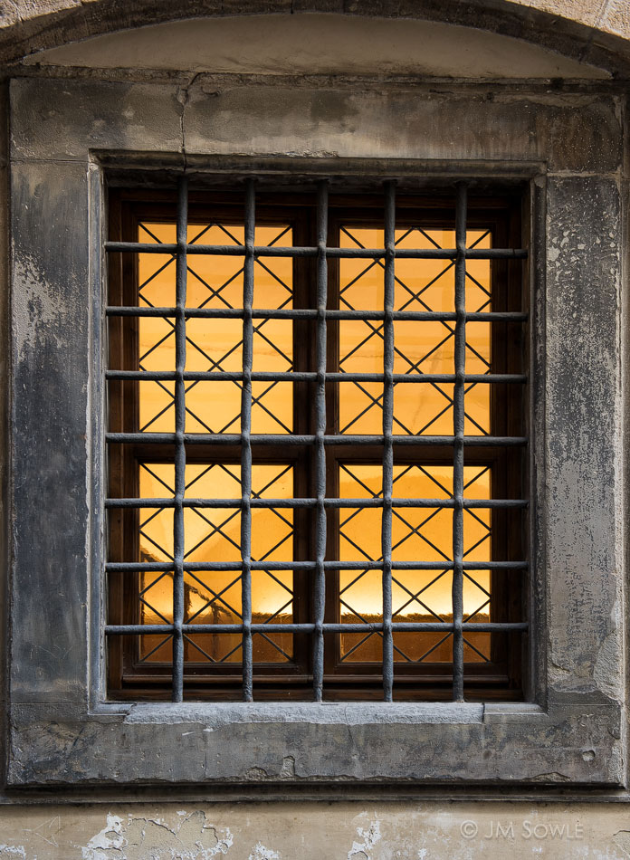 _JMS3043.jpg - Just a window in Florence.  But a pretty cool looking window!