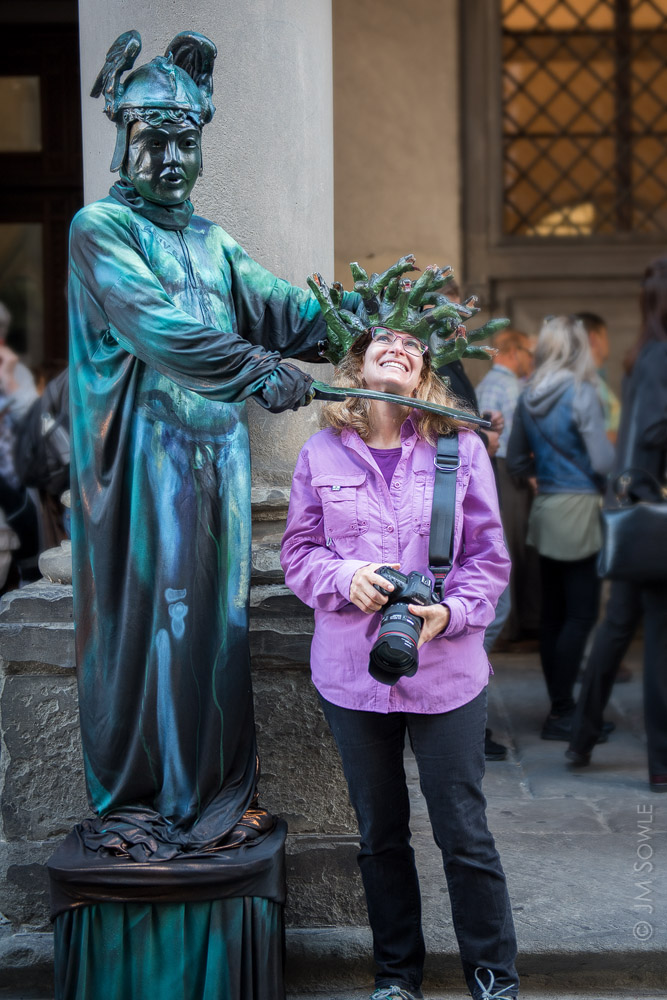 _JMS3425.jpg - A street performer posing as a statue.  Until you get close!