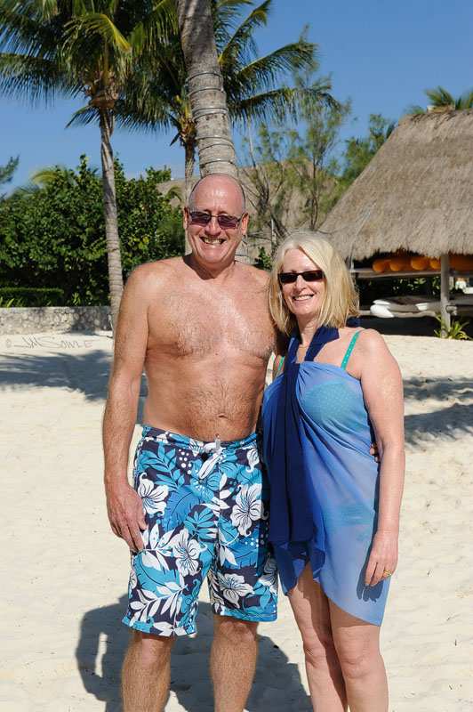 _JIM0424.jpg - This wonderful couple that sat near us by the pool during most of our stay.  It's been 3 months since the trip, so we have (sadly) forgotten their names.  I think they were from the UK.  Great sense of humor.  Nice folks.