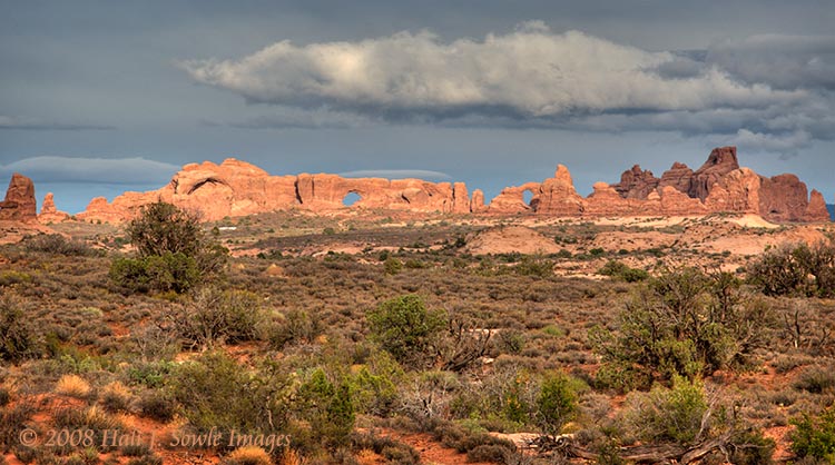 2008_08_31_TheWindows.jpg - North Window and Turret Arch from the park road.