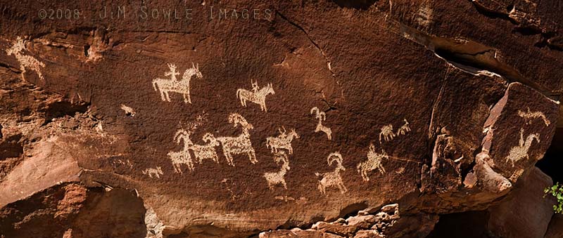 DelicateArchPlateC.jpg - Ute rock art at the Wolfe Ranch hunting panel.  This is near Delicate Arch, Arches National Park.