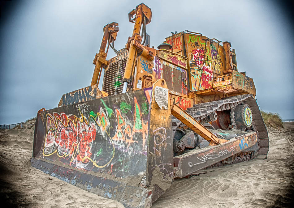 NorthCali2014_84.JPG - This harshly processed image of a bulldozer was taken at Ocean Beach (on our way out of town for the day).