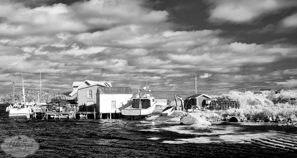 NovaScotia_53.JPG - IR image of one of the little fishing villages just before Peggy's Cove.