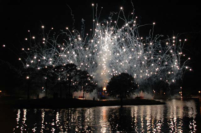 C_EPCOT33-DSC_0634Adj