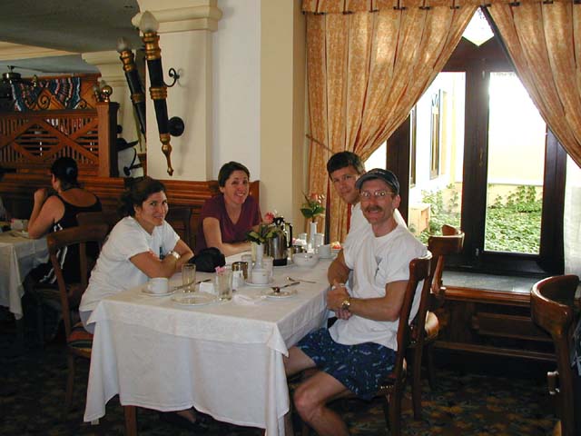 d_0GroupBreakfast