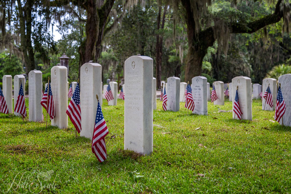 2016_06_Savannah_Charleston-10749-Edit1000.jpg - Veterans memorial at Bonaventure Cemetery, Savannah.