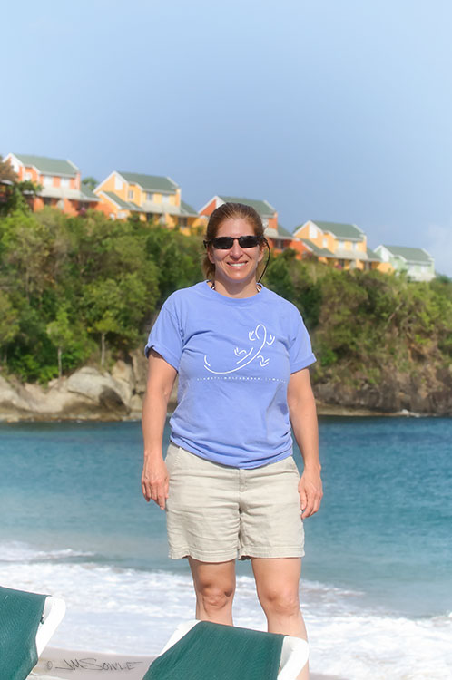 _MIK0388.jpg - Hali near the Neptune restaurant.