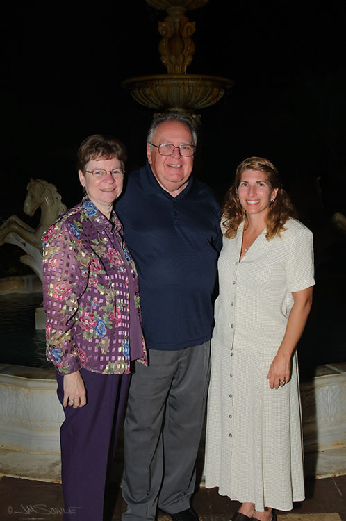 _MIK1175_N.jpg - Mom, Dad, and Wife -- the gang is all here!  This was just a quick photo after a wonderful dinner at Eleanor's (right in the piazza).  A wonderful evening!