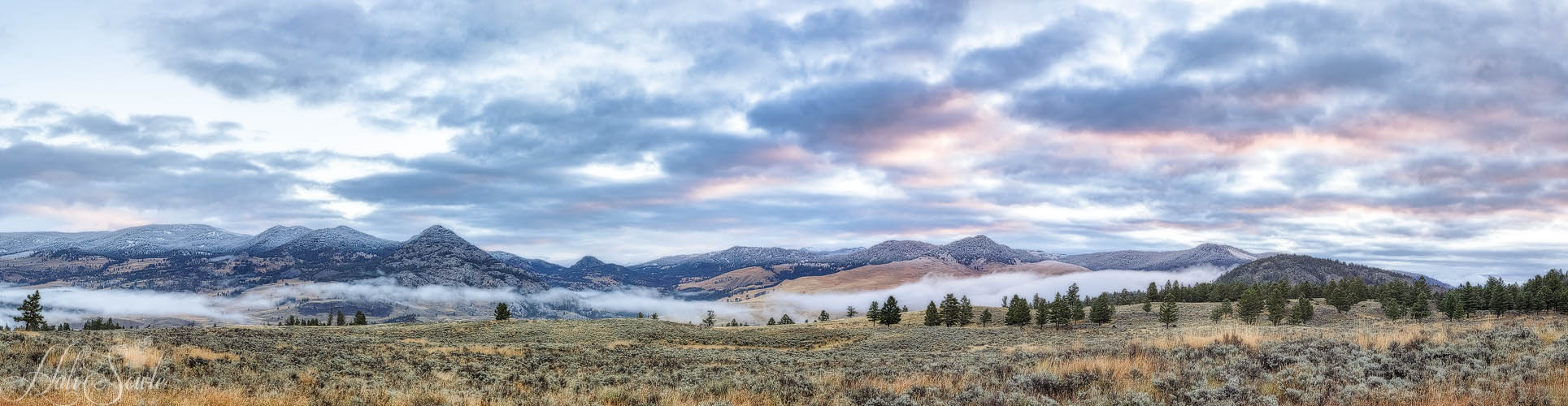 2015_09_18_Yellowstone-10019-HDR-Pano-Edit1000.jpg - Another sunrise, like most of the others it wasn't very spectacular.  On the northern portion of the Grand Loop road between Mammoth and Tower Junction.