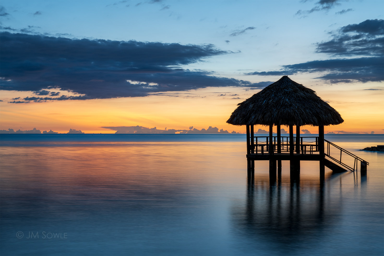 _JMS0389_1600.jpg - Yes, it's that same damned palapa!  Avert your eyes!  Click next!