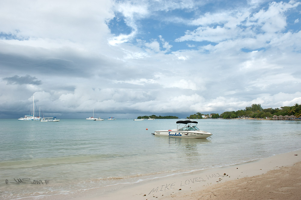 _JIM0606.jpg - Even on our last day, the water was still a little turned up.  That didn't impact our enjoyment at all.