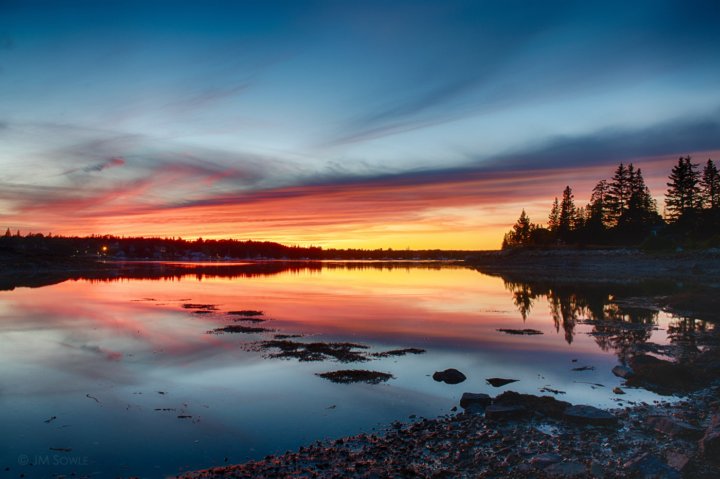 _MS00240-0242-HDR.jpg - As it turns out, the best color was actually seen driving away from the Head light.  We scrambled out of the car as fast as we could in a mad rush to set up our tripods...