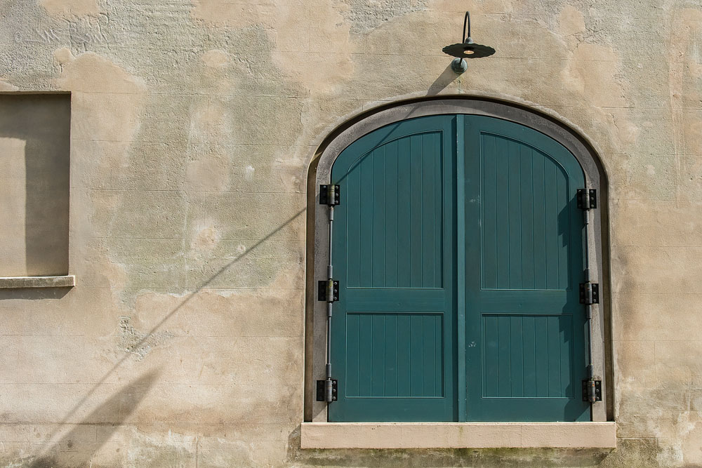 _JMS0700.jpg - Just a door.  In a wall.  A green door.  With no door knob.